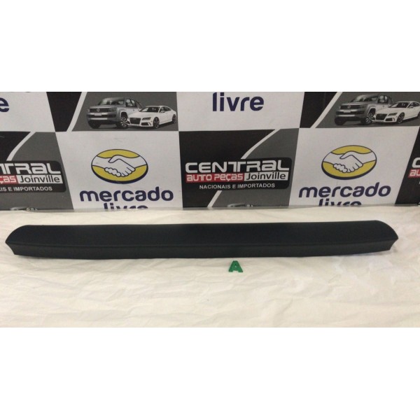 Acabamento Interno Central Vidro Tampa Traseira Tiguan 2015