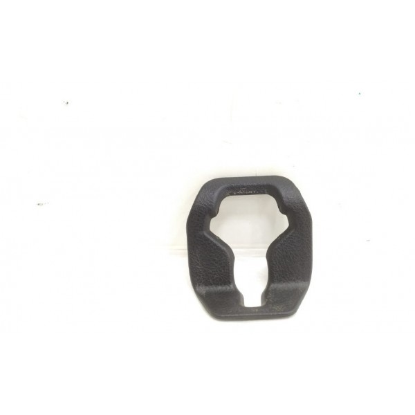 Acabamento Batente Tampa Traseira Discovery 2010