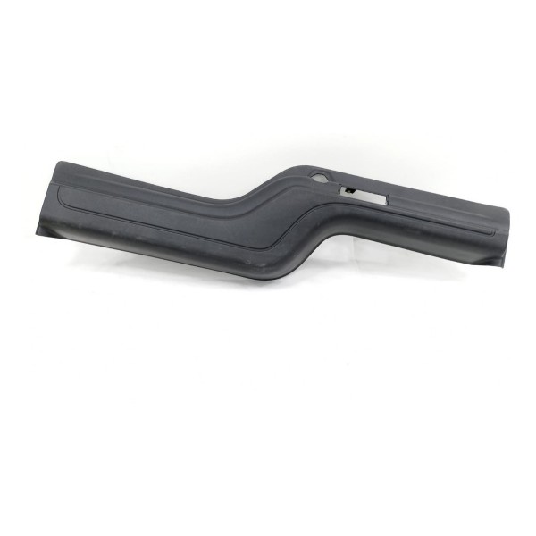 Acabamento Tampa Traseira Land Rover Discovery 2010