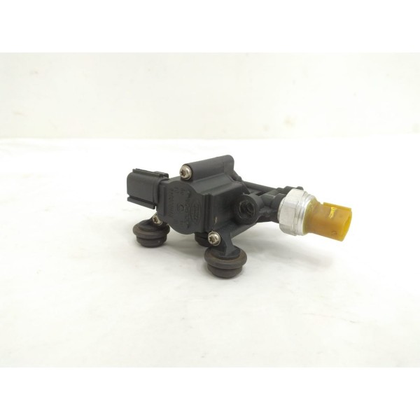 Bloco Válvula Suspenção Ar Discovery 4 V8 3.0 2010 Preto