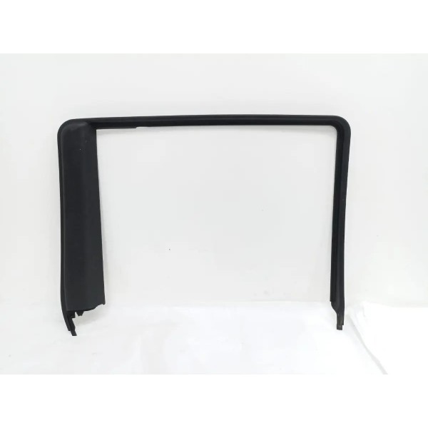 Guarnição Vidro Traseiro Esquerdo Discovery 2010