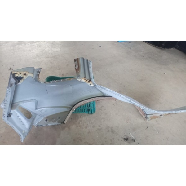 Lateral Traseira Esquerda Bmw X1