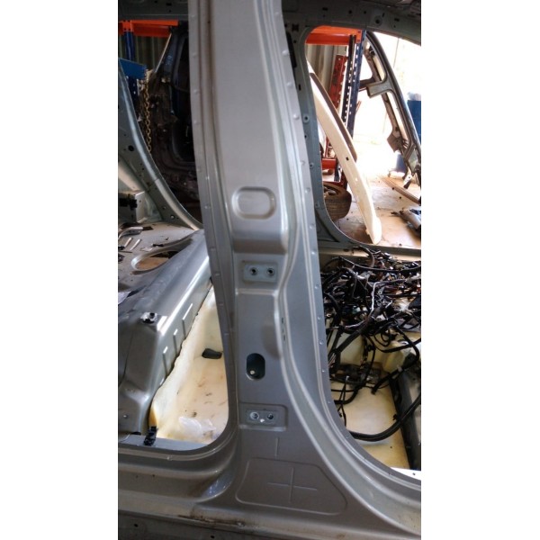 Coluna T Peugeot 2008 2017 Lado Direito