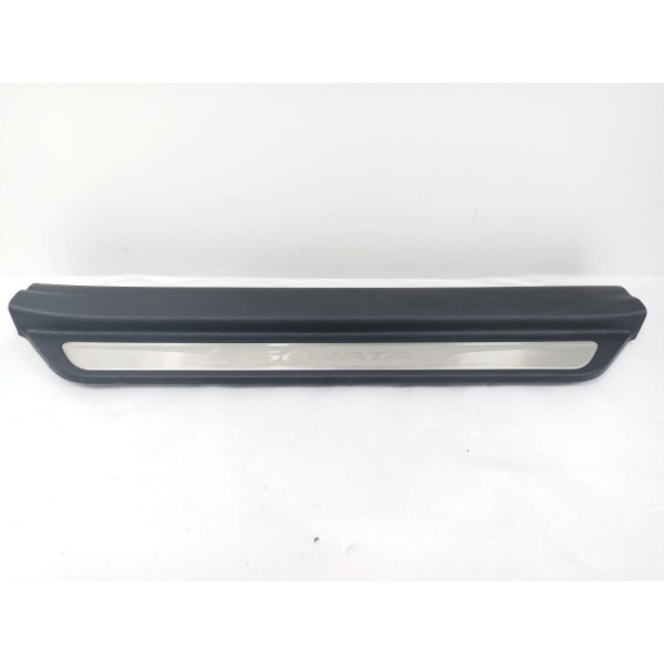 Soleira Porta Dianteira Direita Hyundai Sonata 2011 Detalhe