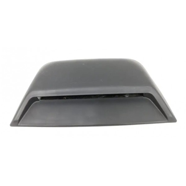 Acabamento Break Light Nissan Versa 2021 Detalhe
