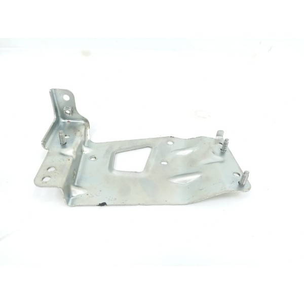 Suporte Chicote Nissan Versa 2021