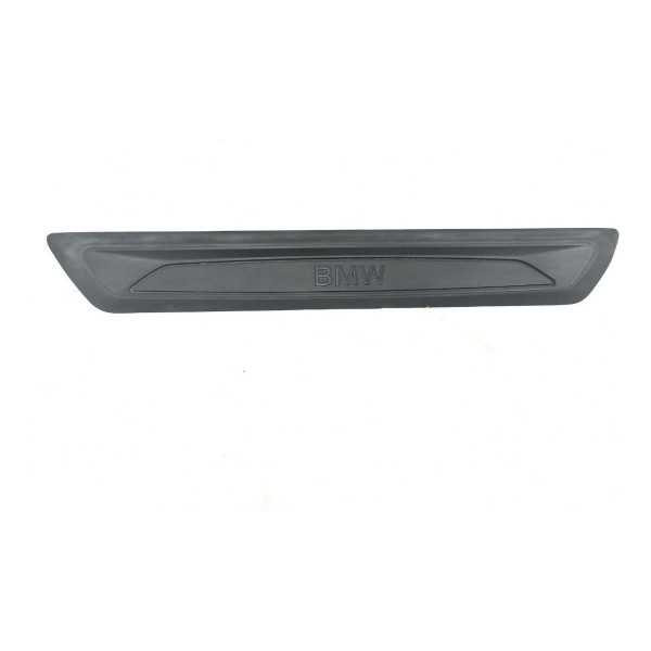 Soleira Porta Dianteiro Direito Bmw 316i 2014 