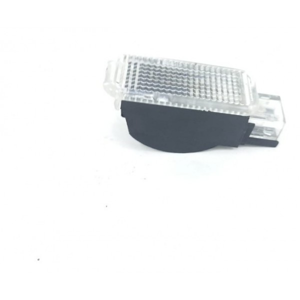 Luz Cortesia Audi Rs5 4.2 V8 2011 4b0947415a
