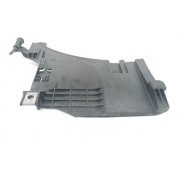 Suporte Inferior Farol Lado Direito Audi Rs5 4.2 V8 2010