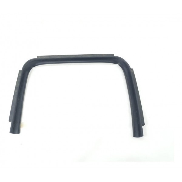 Borracha Painel Frontal Audi Rs5 4.2 V8 2010 8k0121331a