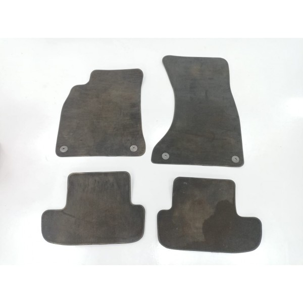 Jogo Tapete Audi Rs5 4.2 V8 2010 Preto