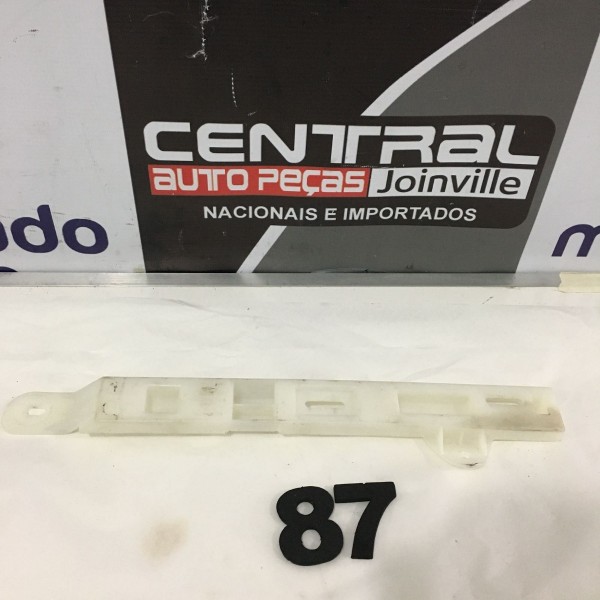 Suporte Fixa Soleira Interna Dianteira Esquerdo 