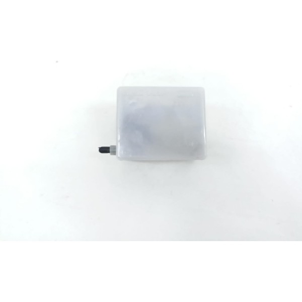 Luz Cortesia Fiat Idea Adventure 1.8 2014.15