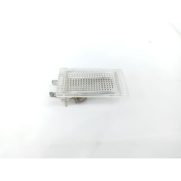 Luz Cortesia Fiat Idea Adventure 1.8 2014.15