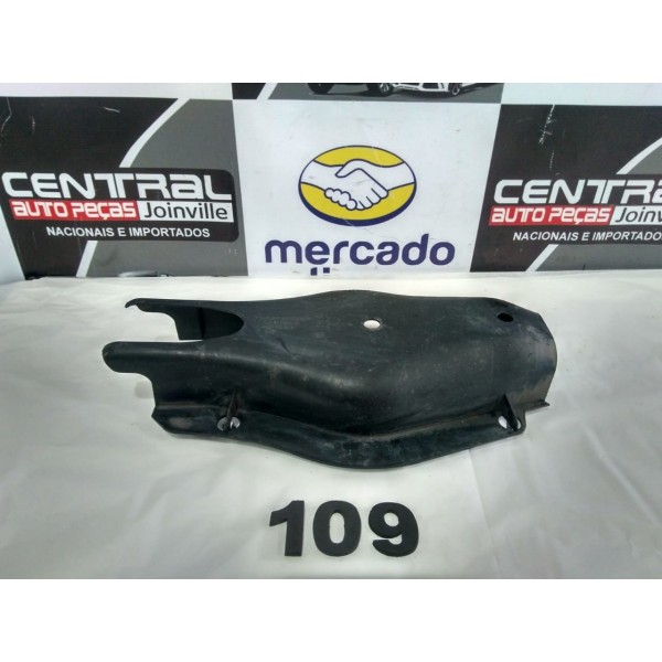 Acabamento Balança Traseira Direita Mercedes C180 2014 Preto Direito