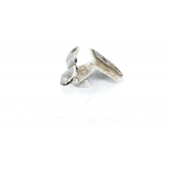 Dobradiça Inferior Traseira Direita Nissan Sentra 2015