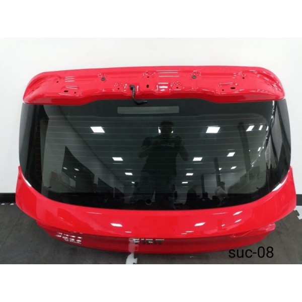 Tampa Traseira Lata Fiat Argo 2020 Vermelho