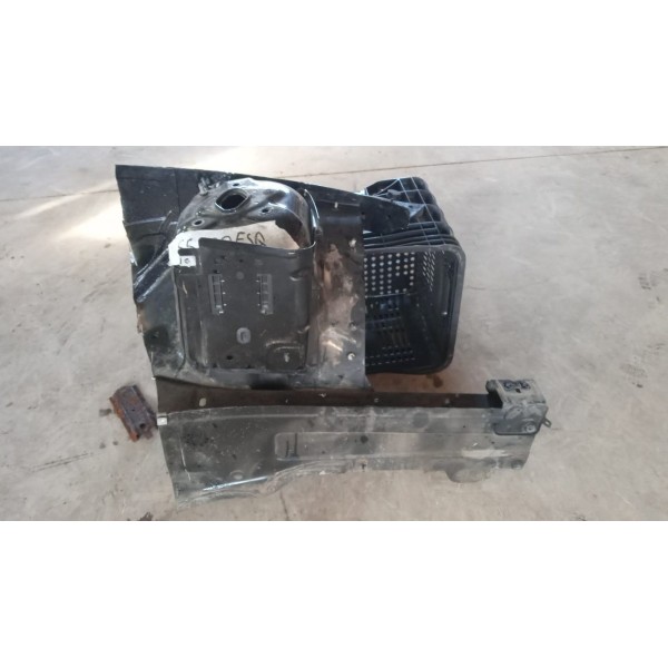 Longarina Esquerda Mercedes C300