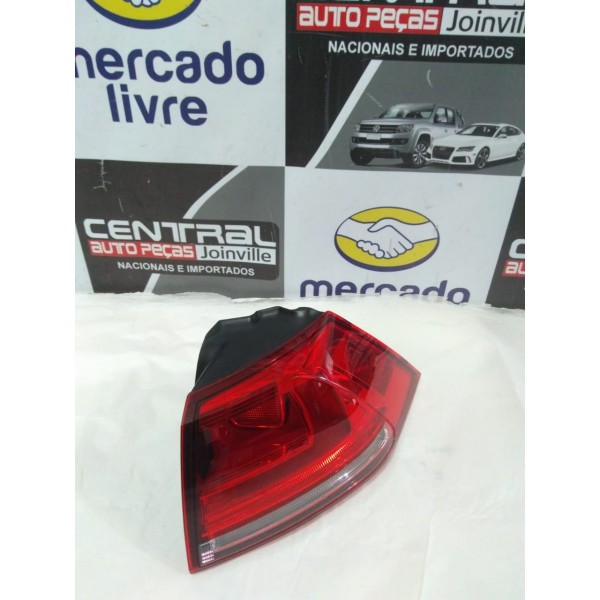 Lanterna Direita Traseira Vw Golf 2018 Original Direito Vermelho