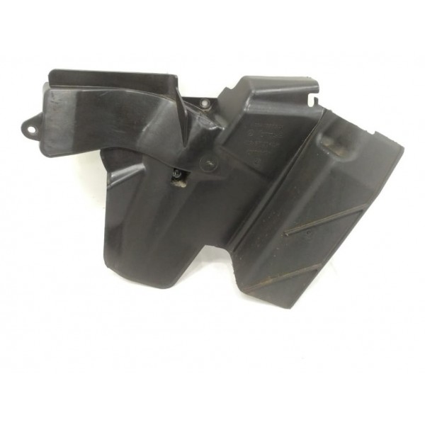 Capa Fechadura Porta Traseira Esquerda C300 2011