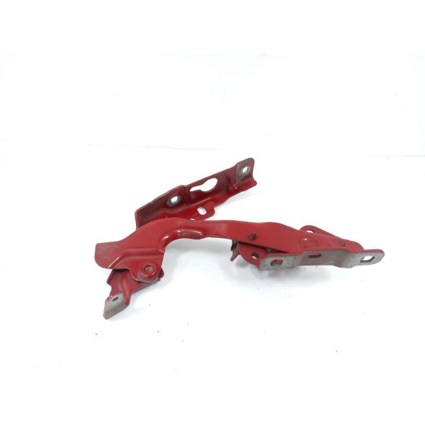 Dobradiça Direita Capo Mercedes A200 2014.15