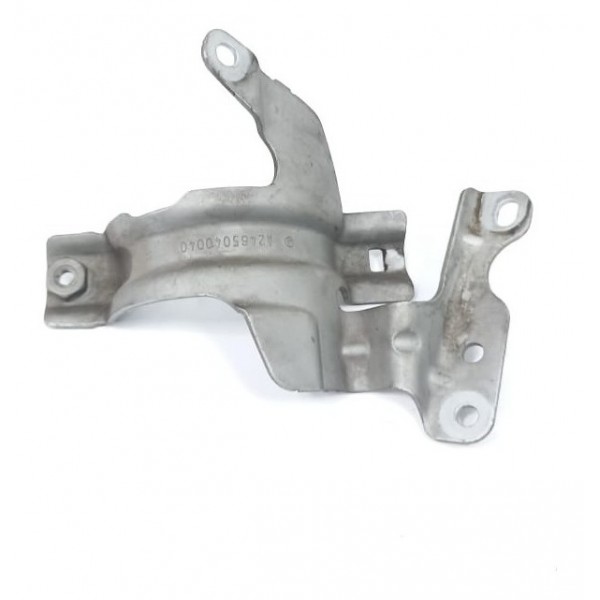 Suporte Bomba Água Mercedes A200 2014 2015 A2465040040