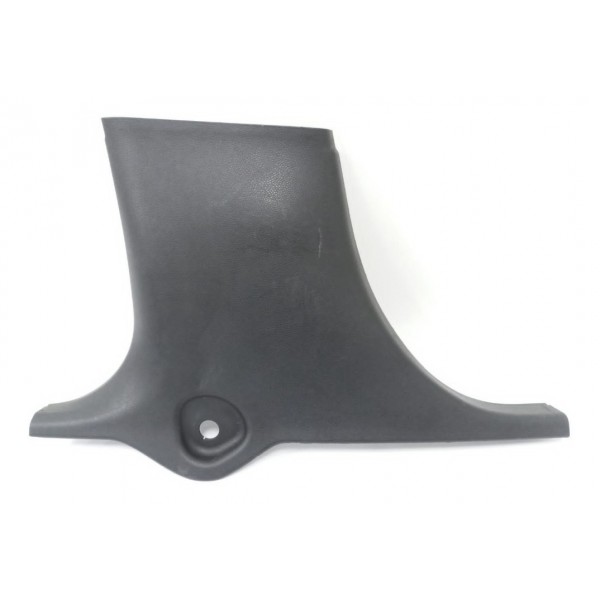 Acabamento Inferior Coluna Central Esquerdo A200 2015