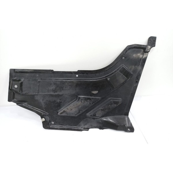 Tampa Protetora Direita Motor A200 2015 Detalhe