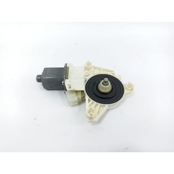 Motor Vidro Porta Dianteira Esquerda Mercedes Gla200 2016