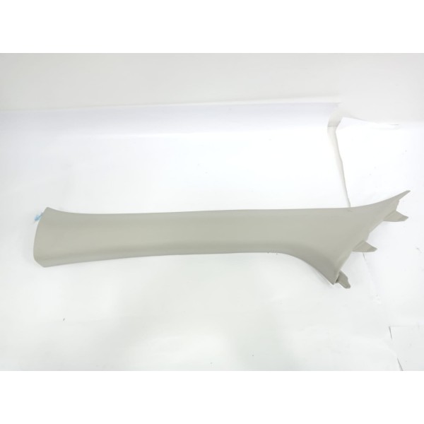 Moldura Coluna Parabrisa Esquerdo Nissan Versa 2019 