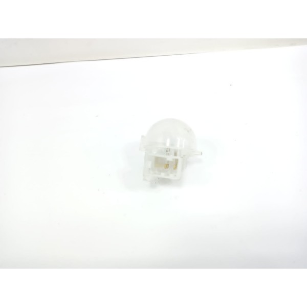 Lâmpada Porta Malas Nissan Versa 2018 2019