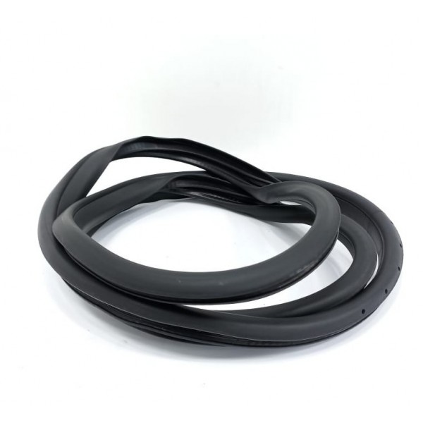 Borracha Porta Traseira Direita Mercedes Gla200 2016