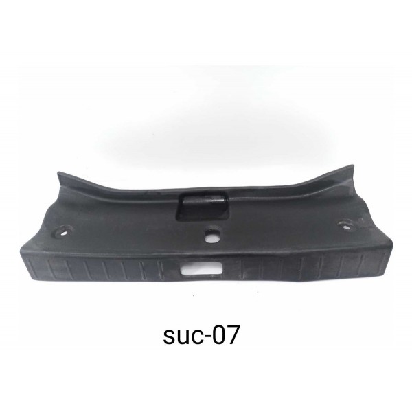 Acabamento Soleira Porta Mala Bissau Versa 2018