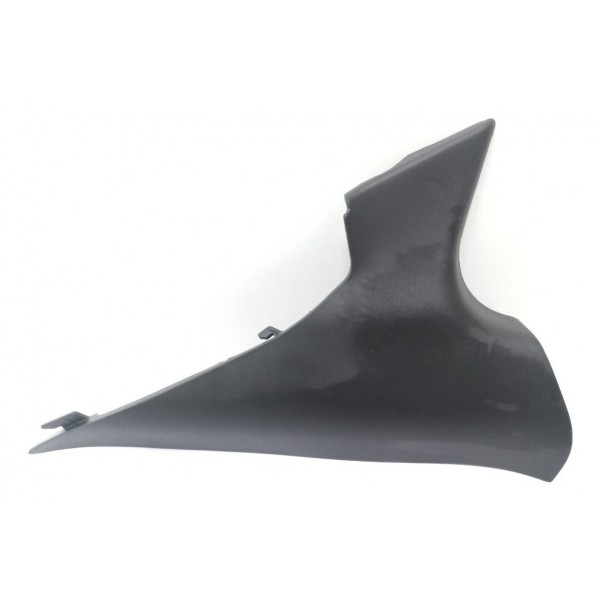 Acabamento Coluna Traseira Lado Direito Versa 2018-19