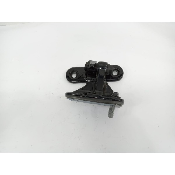 Dobradiça Superior Porta Traseira Esquerda Gla 200 2016