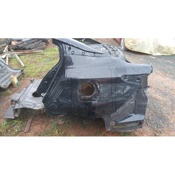 Lateral Esquerda Nissan Versa 2021