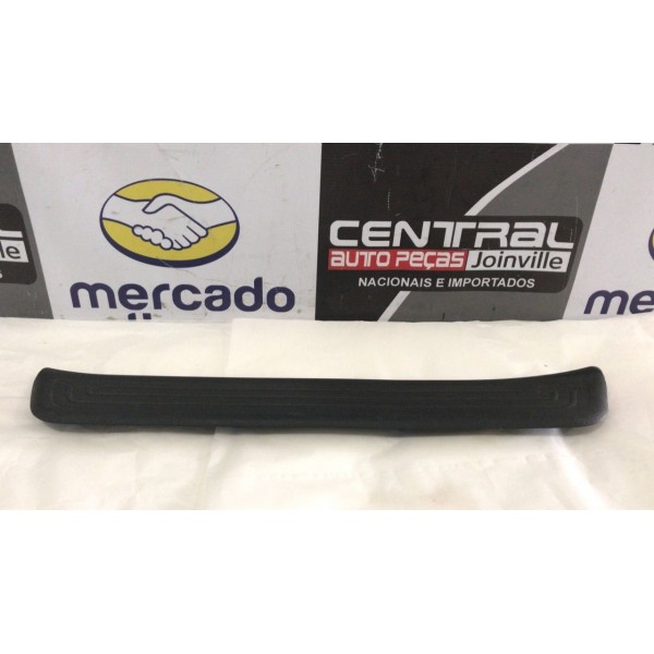 Soleira Externa Porta Dianteira Esquerda Azera 2014
