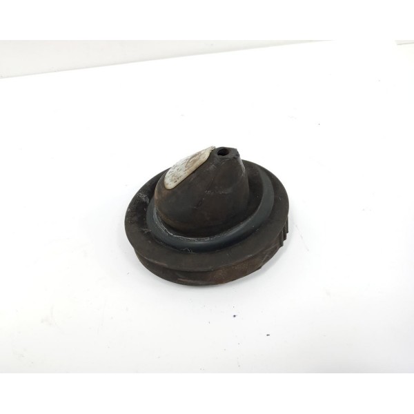 Suporte Superior Mola Traseira Direita Gla 200 2015 2016