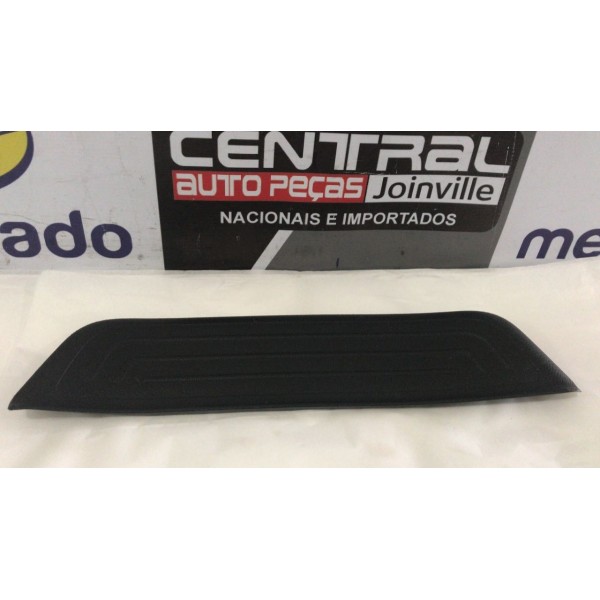 Soleira Externa Porta Traseira Direita Azera 2014