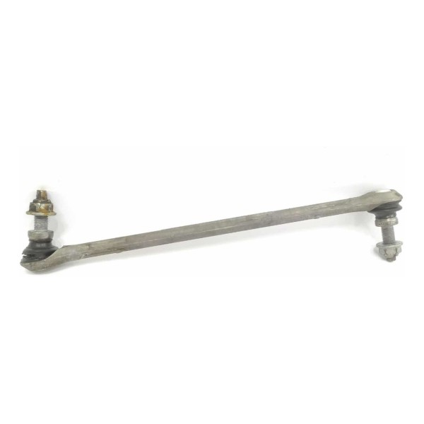 Bieleta Dianteira Direita Mercedes A200 2014 Detalhe