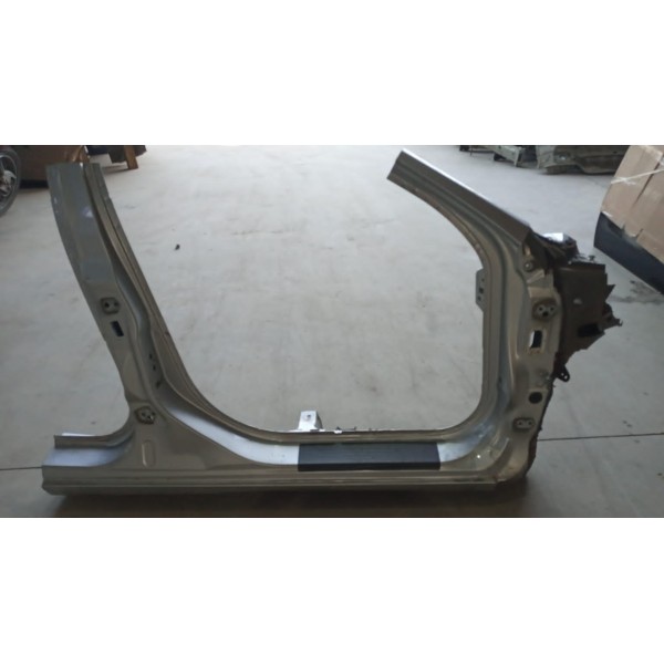 Coluna Porta Caixa Ar Direita Fusion 2.5 2011