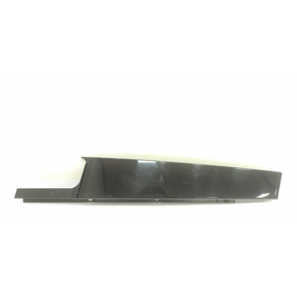 Acabamento Externo Coluna Dianteira Direita Audi A1 2013