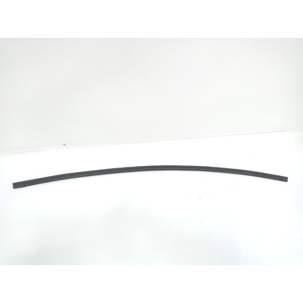 Borracha Acabamento Coluna Traseira Malibu 2010 2011