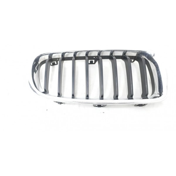 Grade Direita Para-choque Dianteiro Bmw 320i 2015 Brilhante