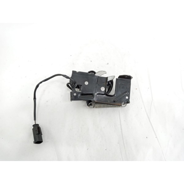 Fechadura Esquerda Capô Bmw 320i 2014