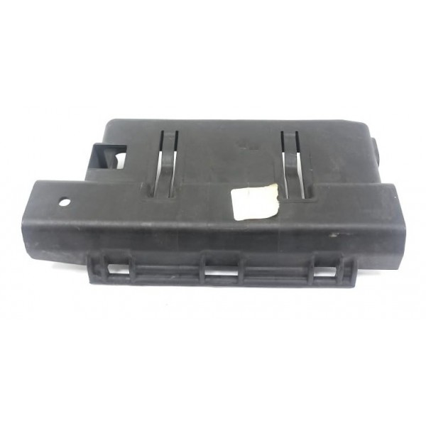 Tampa Suporte Caixa Bateria Auxiliar Mercedes Gla 2015 2016