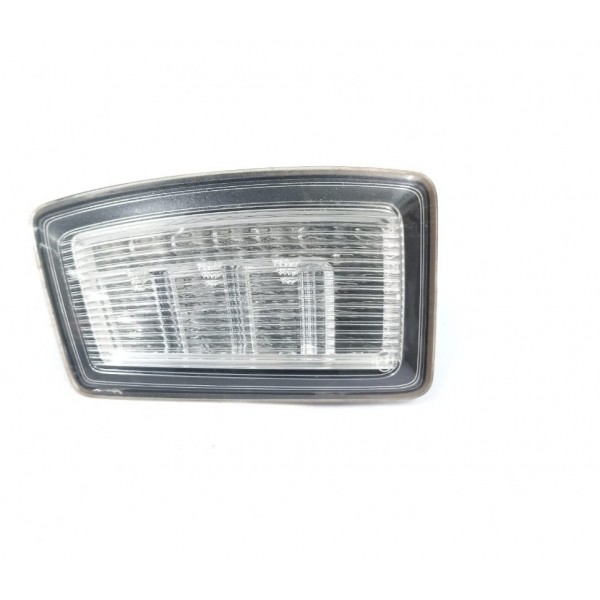 Luz Cortesia Direita Porta Malas Audi A1 Sportback 2013 