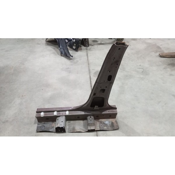 Coluna Direita T Direita Nissan Kiks