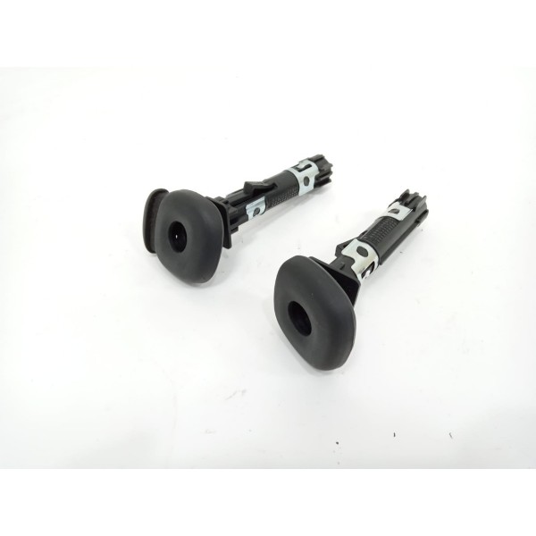 Par Trava Encosto Cabeça Banco Tras Direito Fiat Toro 2018 Preto