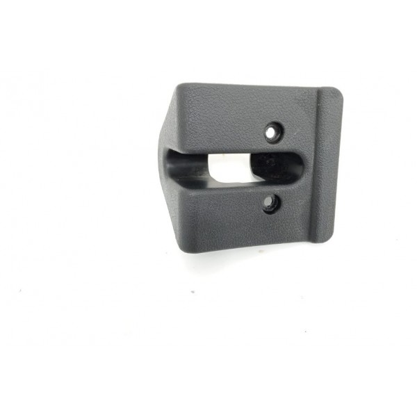 Acabamento Fechadura Esq Banco Tras Hyundai Veloster 2013 